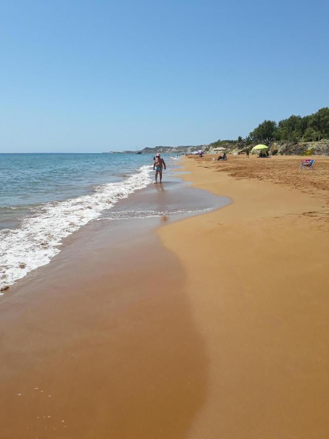 Apollonides Seafront Villa1 Aoede Ліксурі Екстер'єр фото