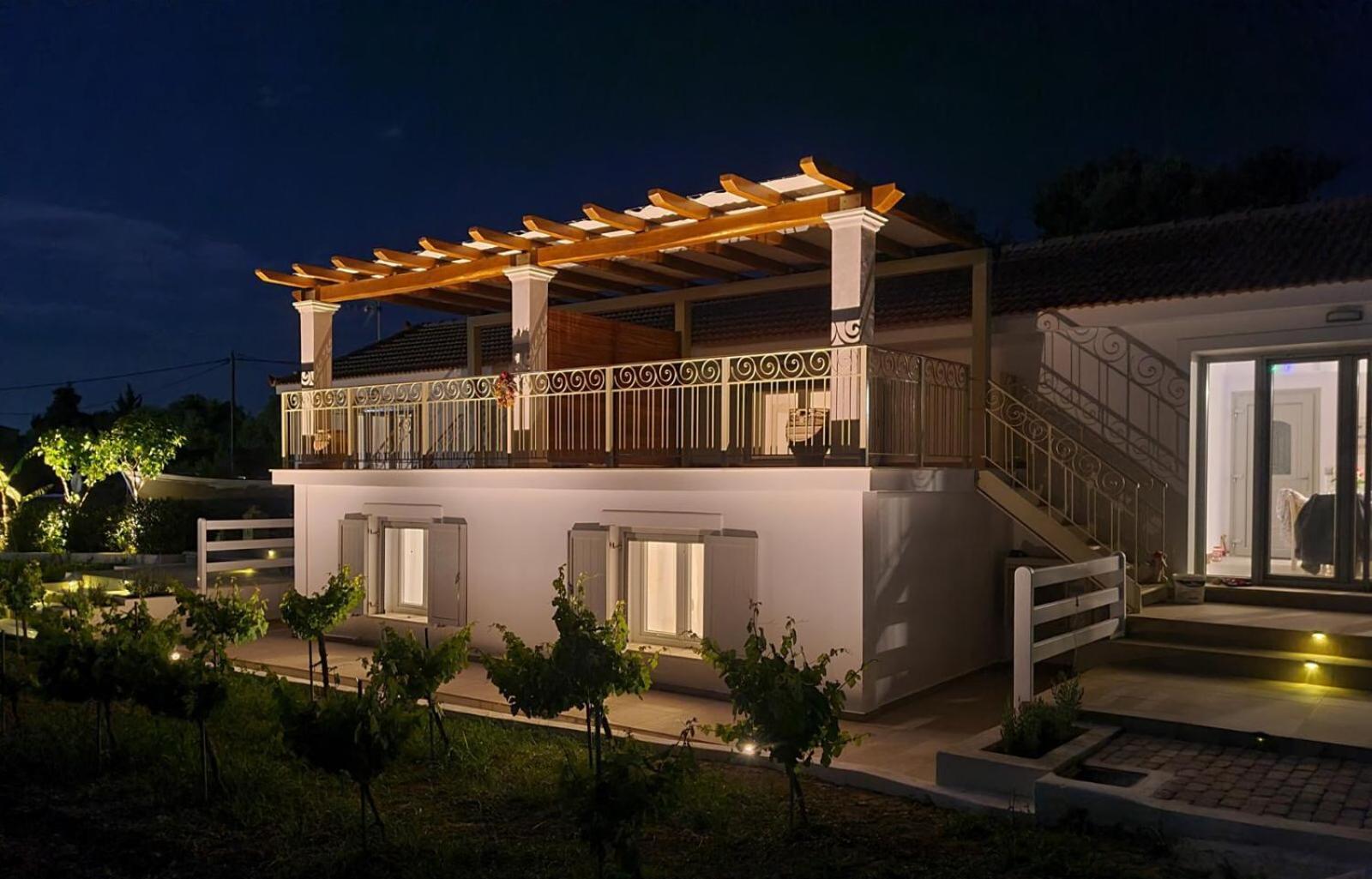 Apollonides Seafront Villa1 Aoede Ліксурі Екстер'єр фото